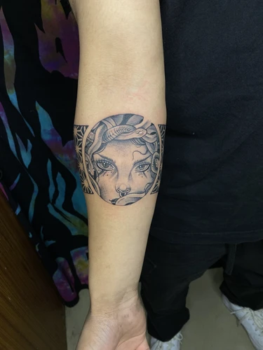Bharat Tattoo Ink Minimilistic Artwork (3)