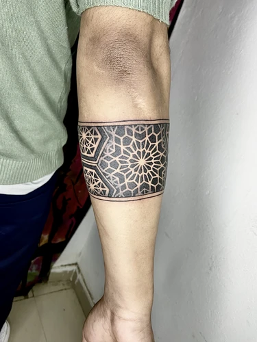 Bharat Tattoo Ink pattern work (16)