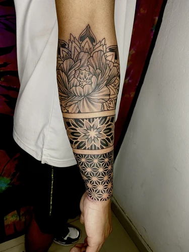 Bharat Tattoo Ink pattern work (24)